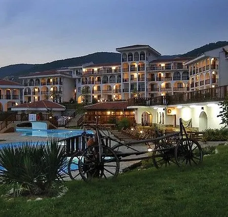 Kambani Bells Complex Готель 4*